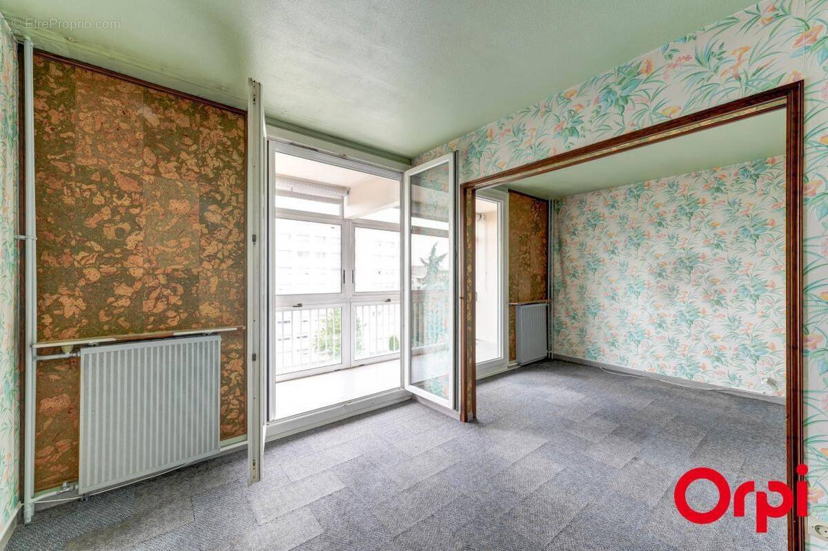 Appartement à VENISSIEUX