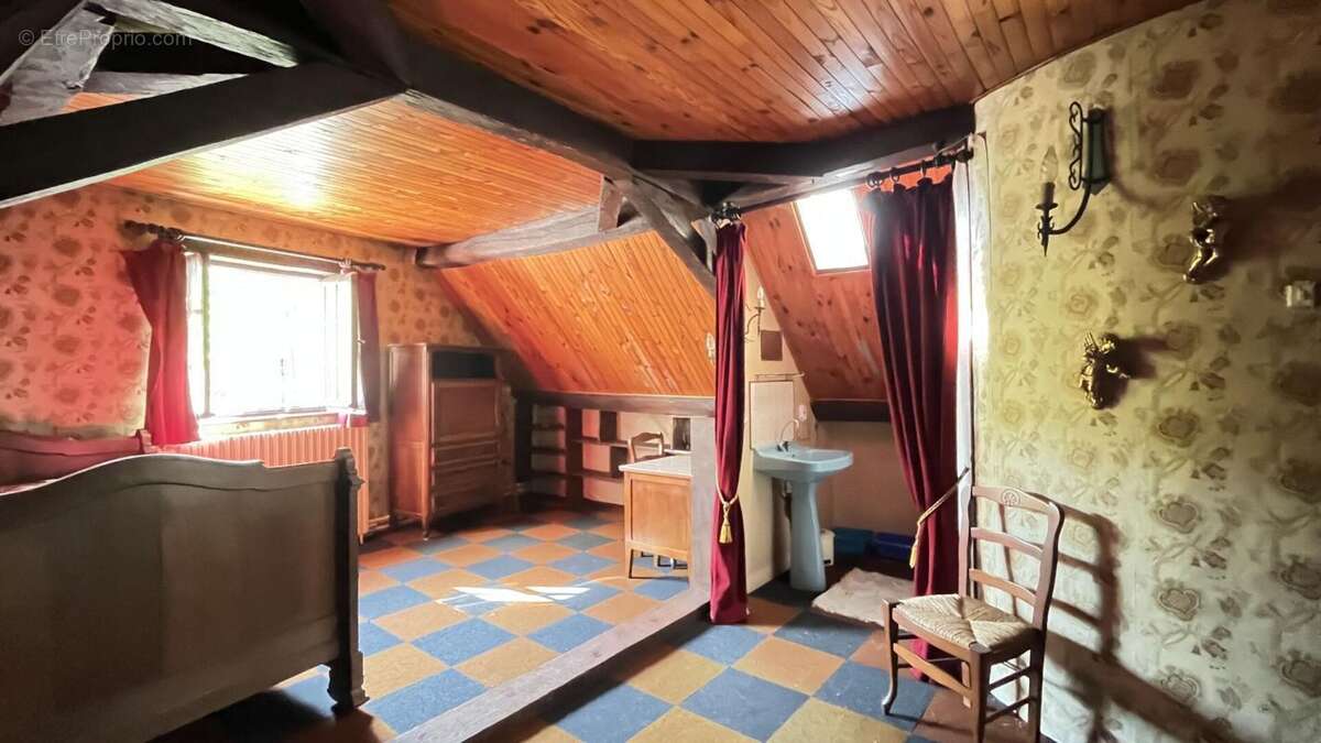 Maison à AUTUN