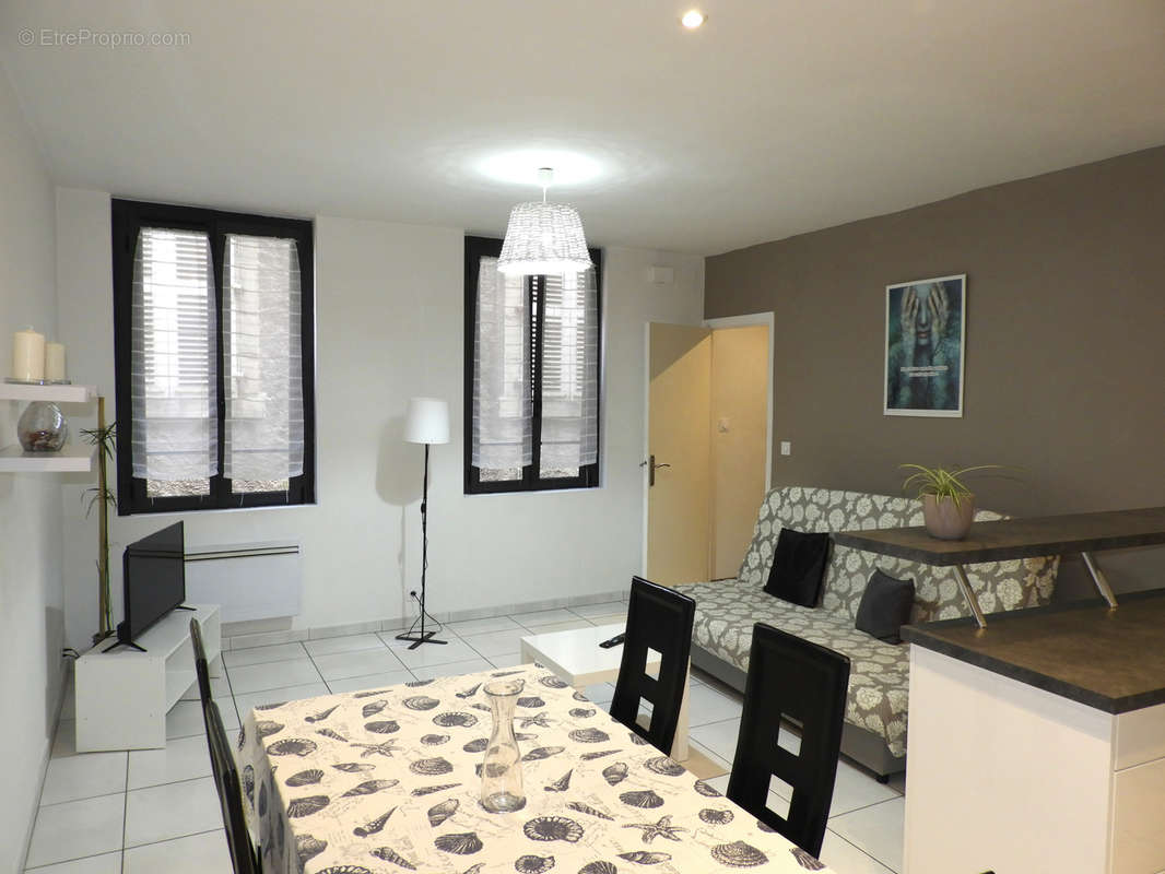 Maison à VILLEFRANCHE-DE-ROUERGUE