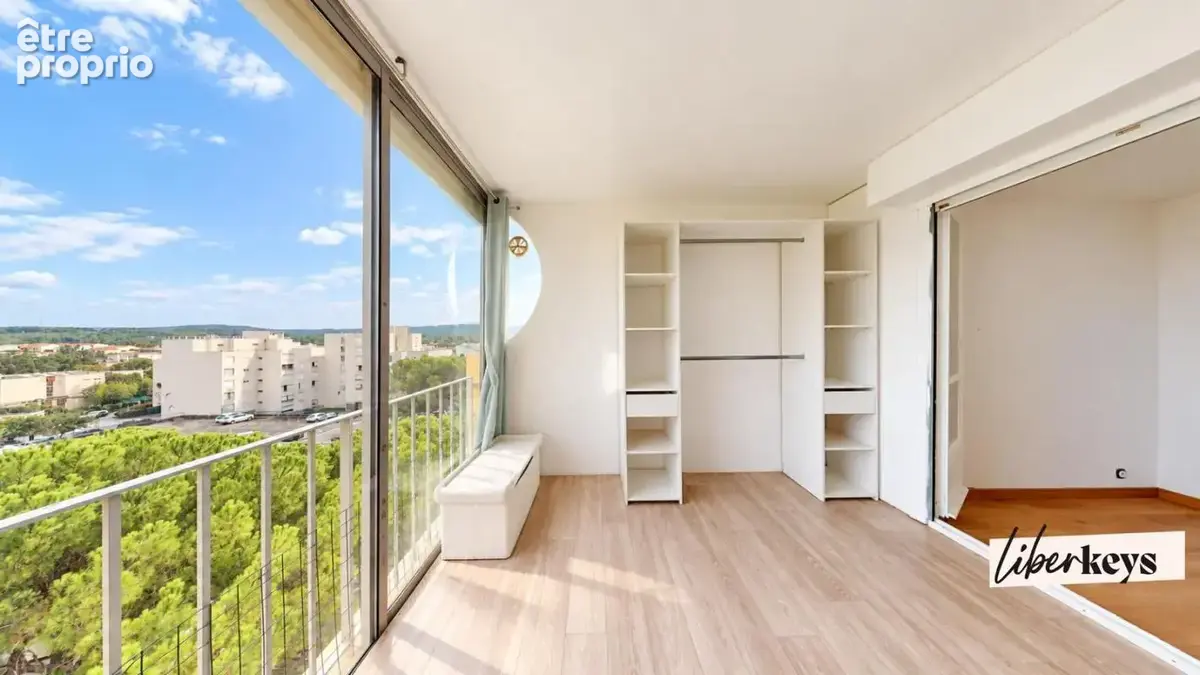 Appartement T4  de 80 m² avec balcon   Box privé et   Parking à Draguignan - photo 16