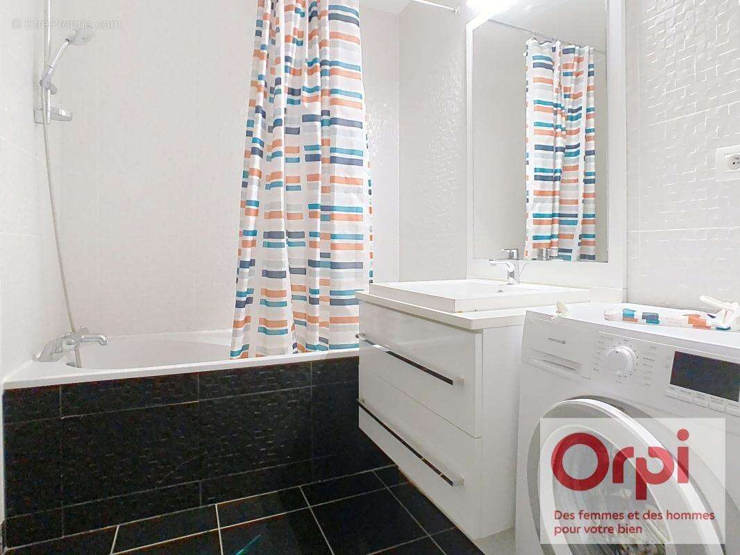 Appartement à ISSY-LES-MOULINEAUX