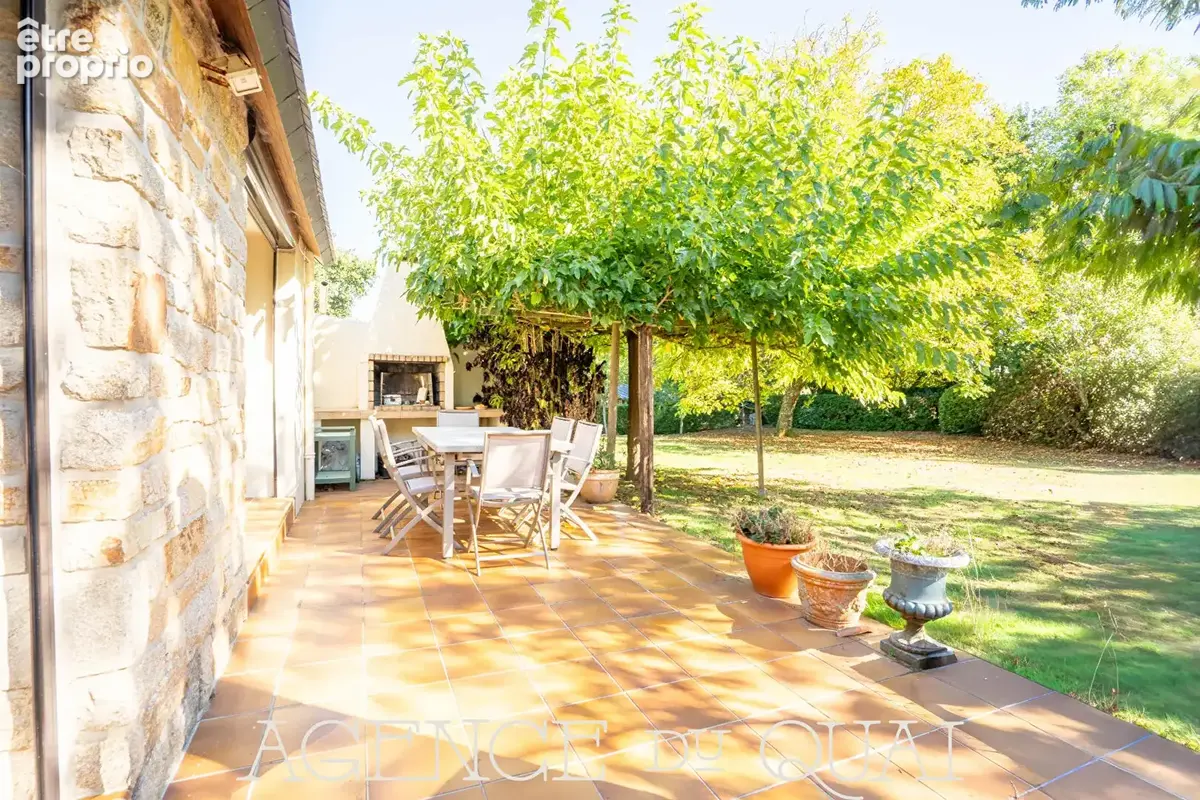 A vendre à Concarneau - Maison d'architecte 200m² sur plus de 4500 m² de terrain clos. - photo 14
