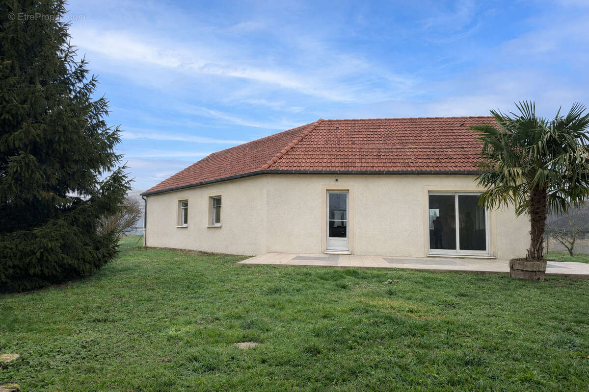 Maison à CHEVIGNY-EN-VALIERE