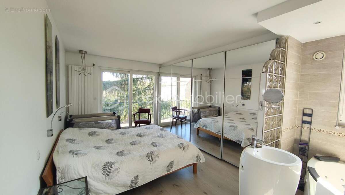 Appartement à NOISY-LE-SEC