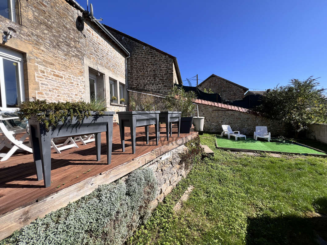 Maison à SURY
