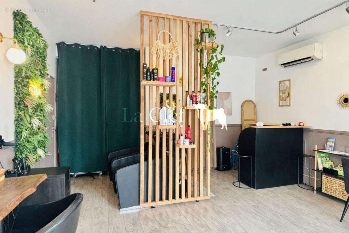 Commerce à GUJAN-MESTRAS