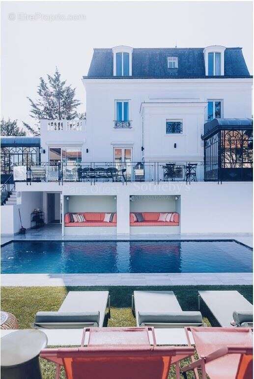 Maison à SAINT-MAUR-DES-FOSSES