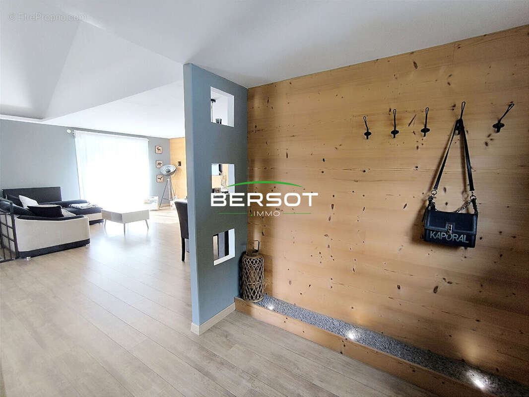 Maison à BAUME-LES-DAMES