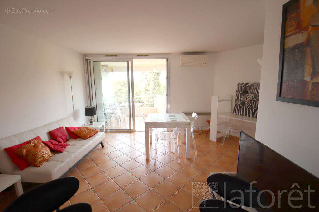 Appartement à SAINT-RAPHAEL