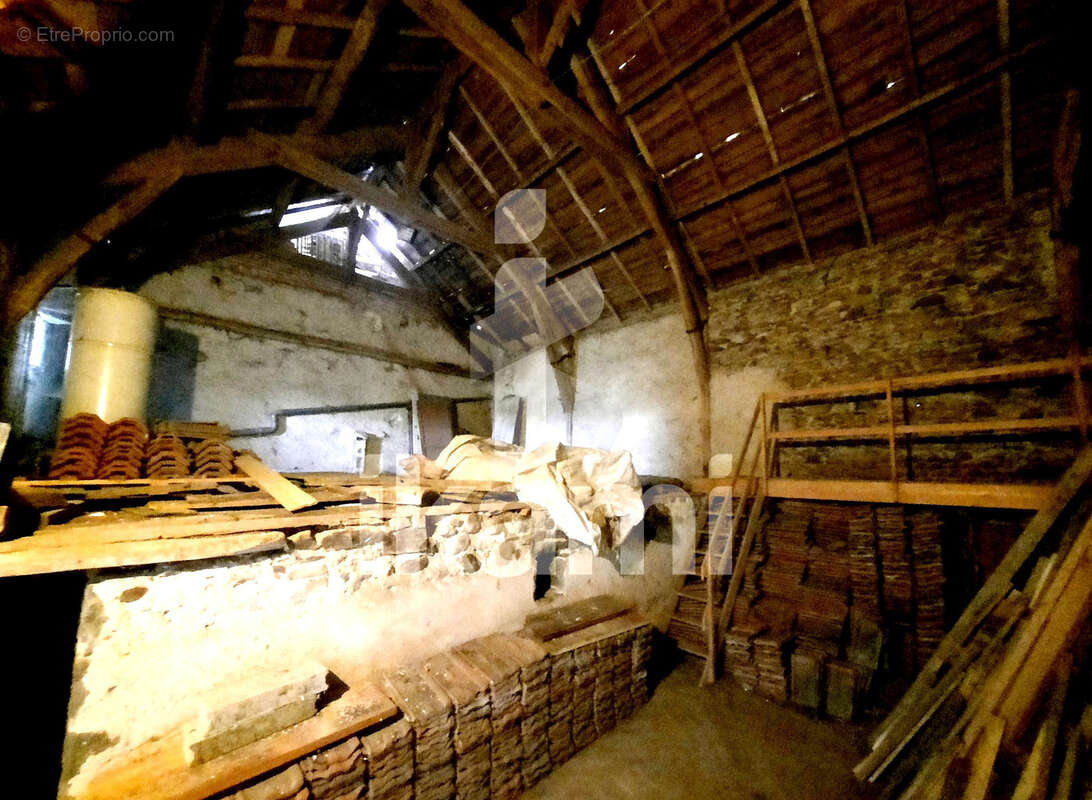 Maison à MAZAYE