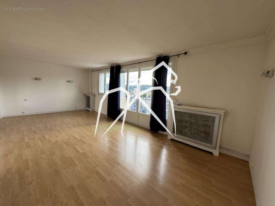 Appartement à NOTRE-DAME-DE-BONDEVILLE