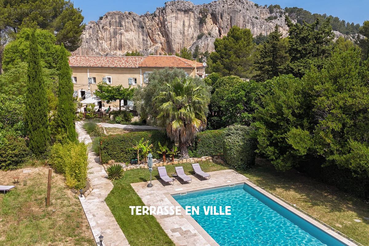 Appartement à EVENOS