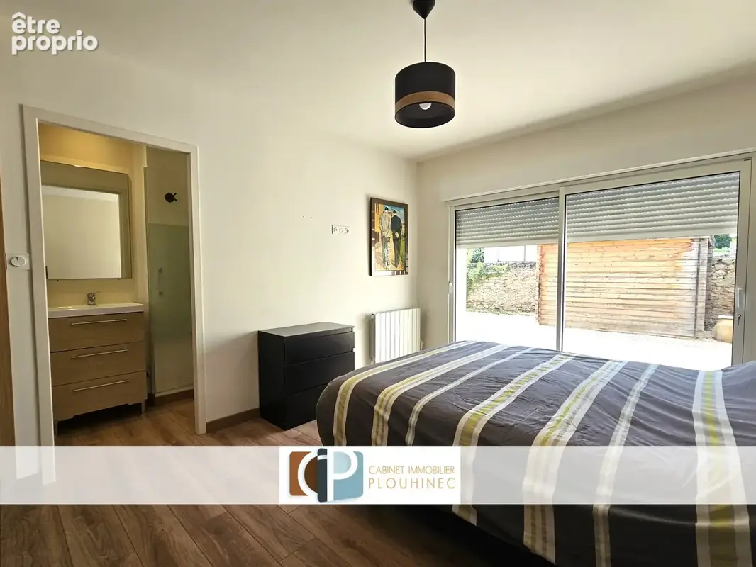 Maison à Flacé: plain-pied rénové avec 3 chambres et jardin. - photo 10