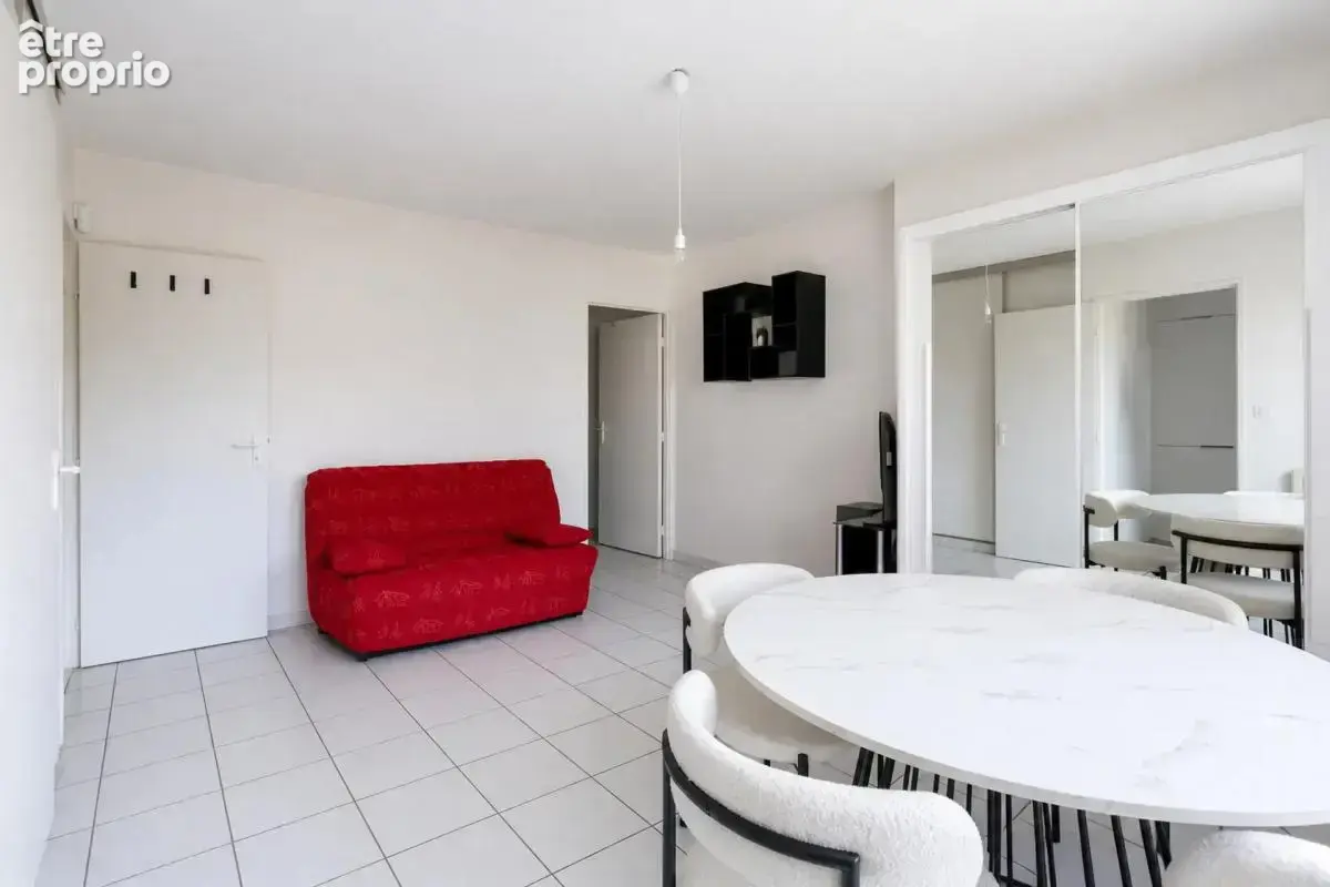 T1 de 33m² Ferney-Voltaire, avec parking/garage et parking ext - photo 5