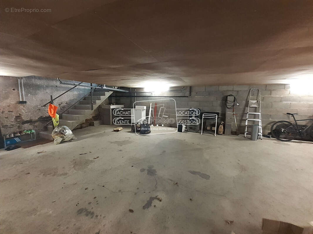 Maison à JOUE-SUR-ERDRE