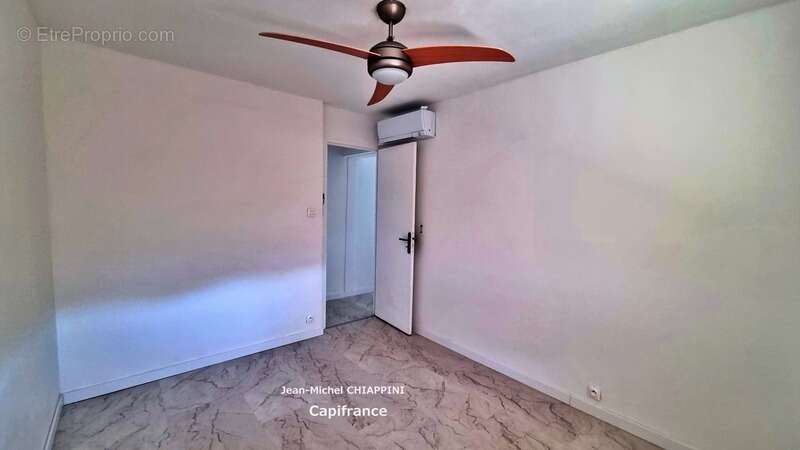 Appartement à MARSEILLE-9E