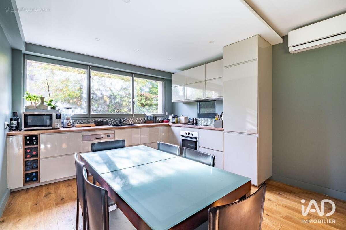 Photo 4 - Appartement à GARCHES