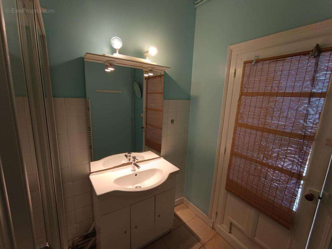 Maison à SAINT-SEURIN-SUR-L'ISLE