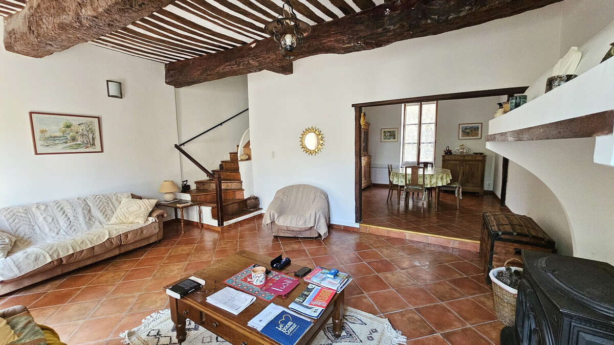 Maison 130 m² à Thezan-Les-Beziers  - photo 4