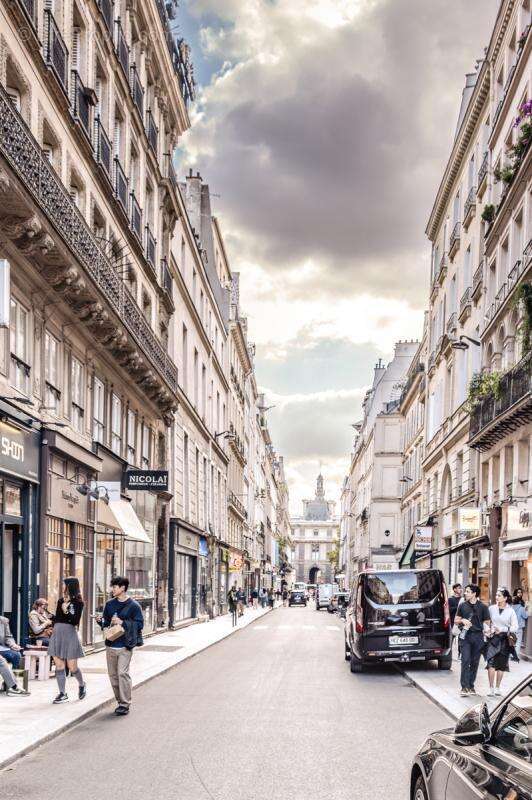 Appartement à PARIS-1E