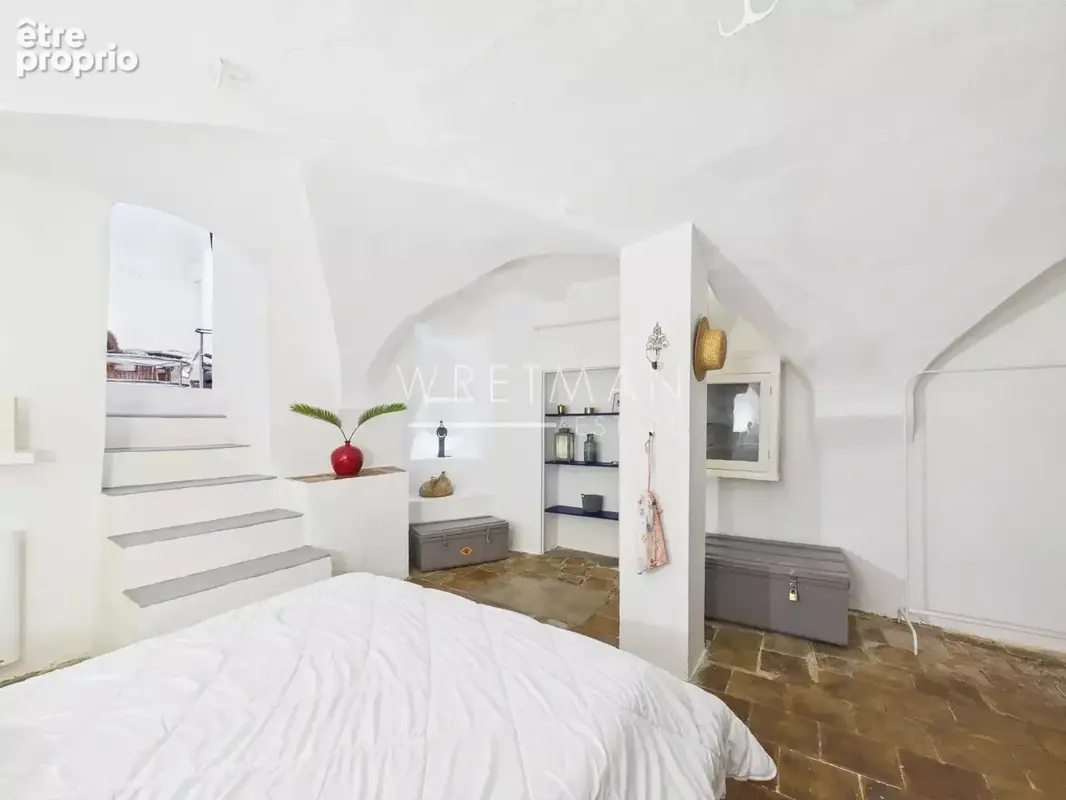 Appartement 2 pièces avec vue mer - Menton Vieux Port - photo 10
