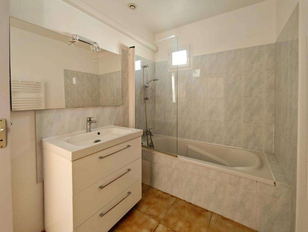 Villa T4 avec piscine et garage - photo 7