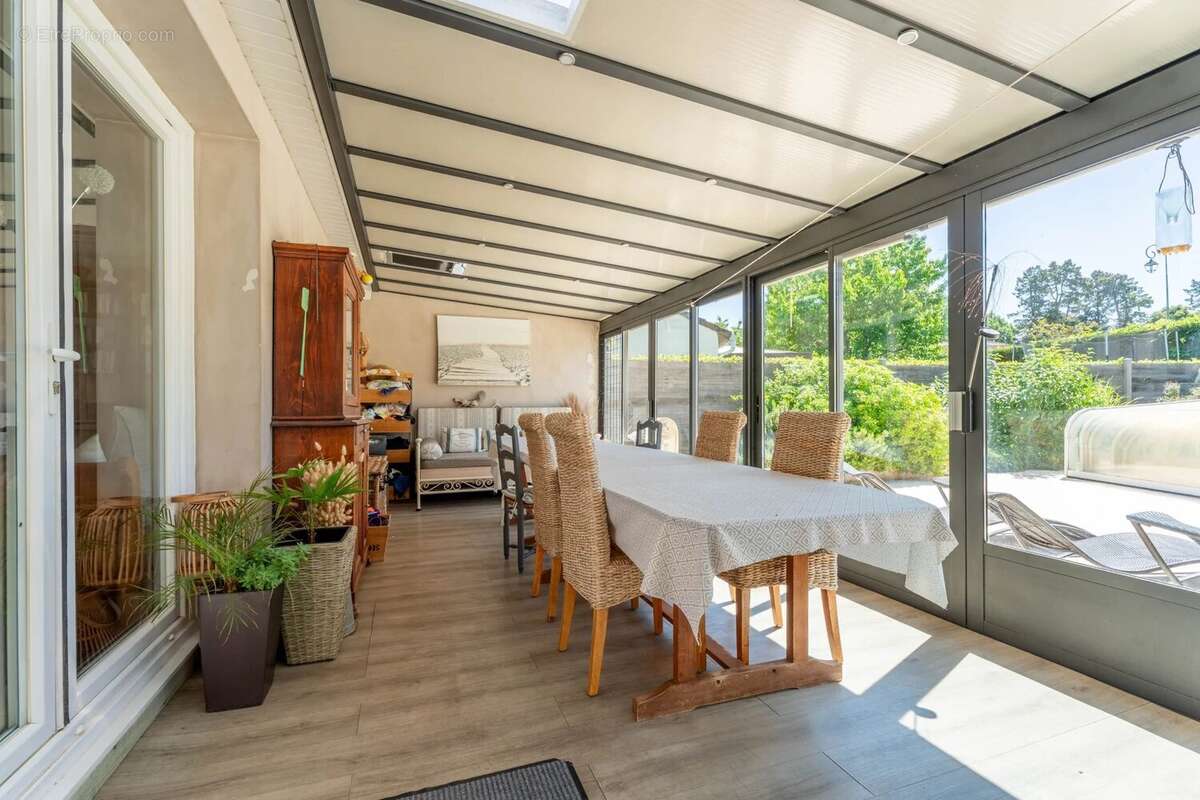 Maison à CHAPONNAY