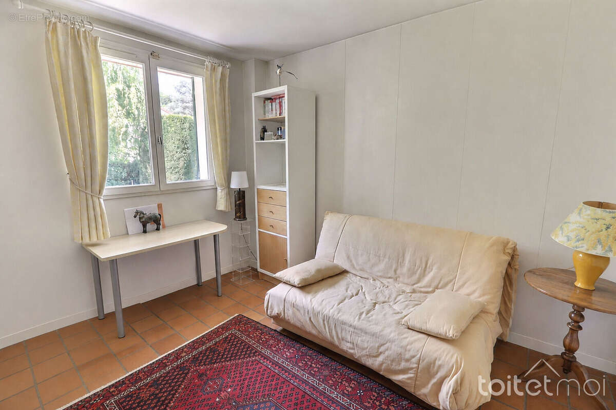 Maison à GIF-SUR-YVETTE