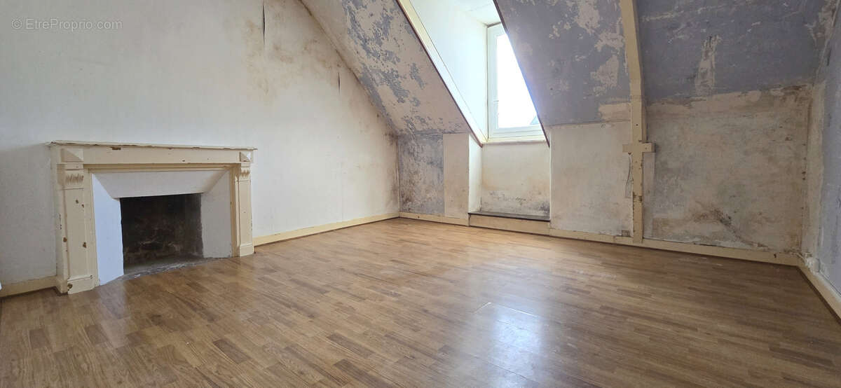 Appartement à QUIMPERLE