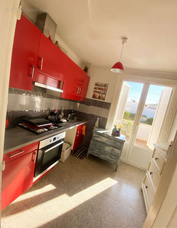 Appartement à CUERS