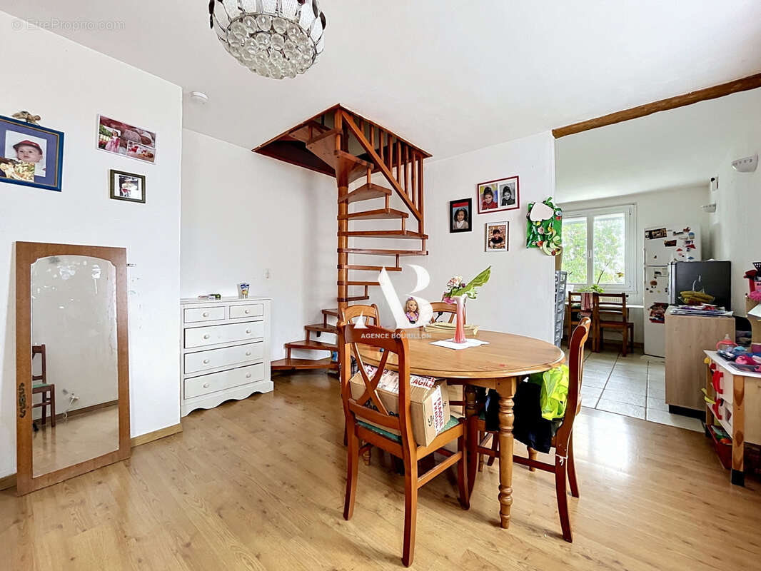 Maison à NANGIS