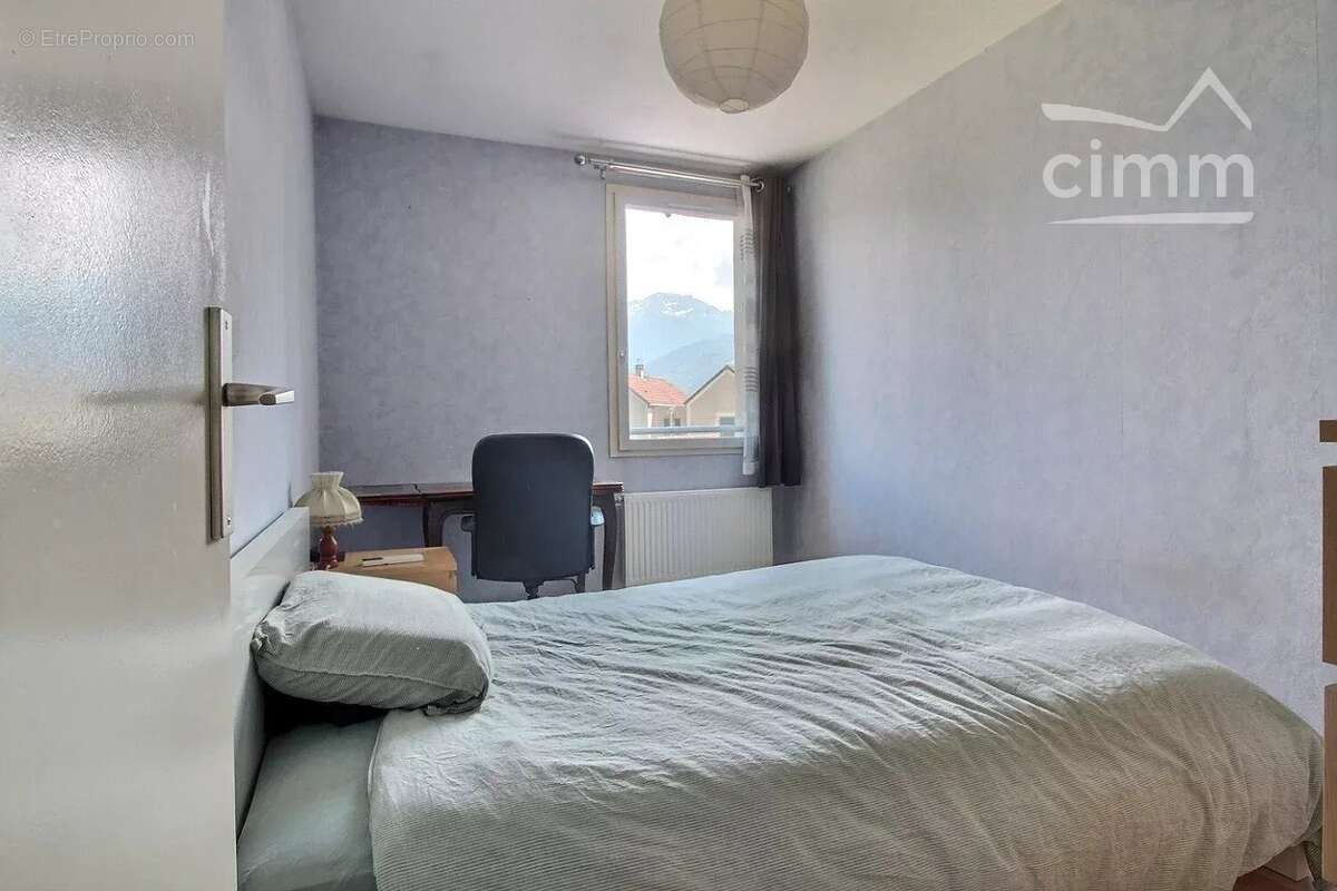 À vendre – Maison mitoyenne avec jardin à Crolles - photo 9