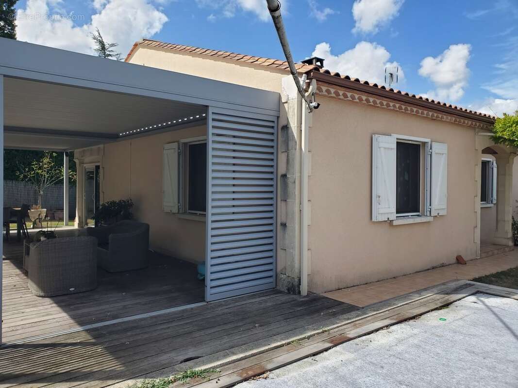 Maison à CHAMPNIERS