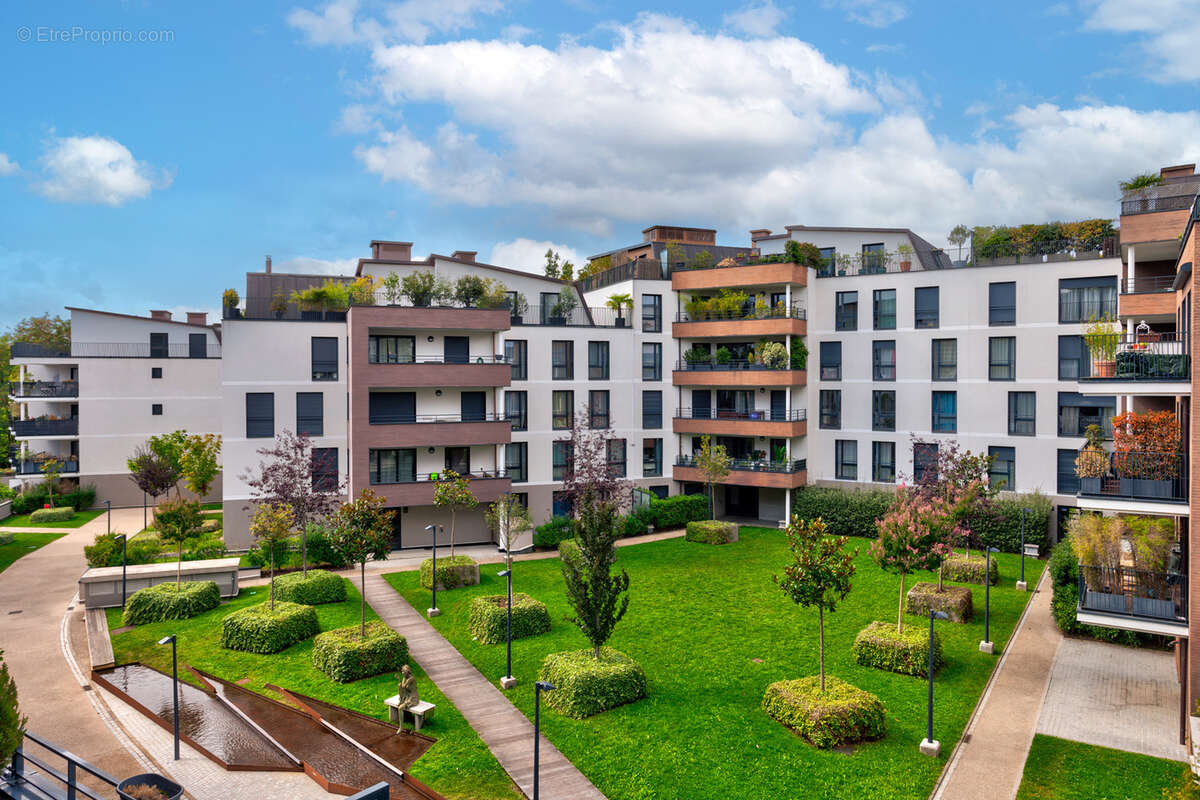 Appartement à LE PLESSIS-ROBINSON