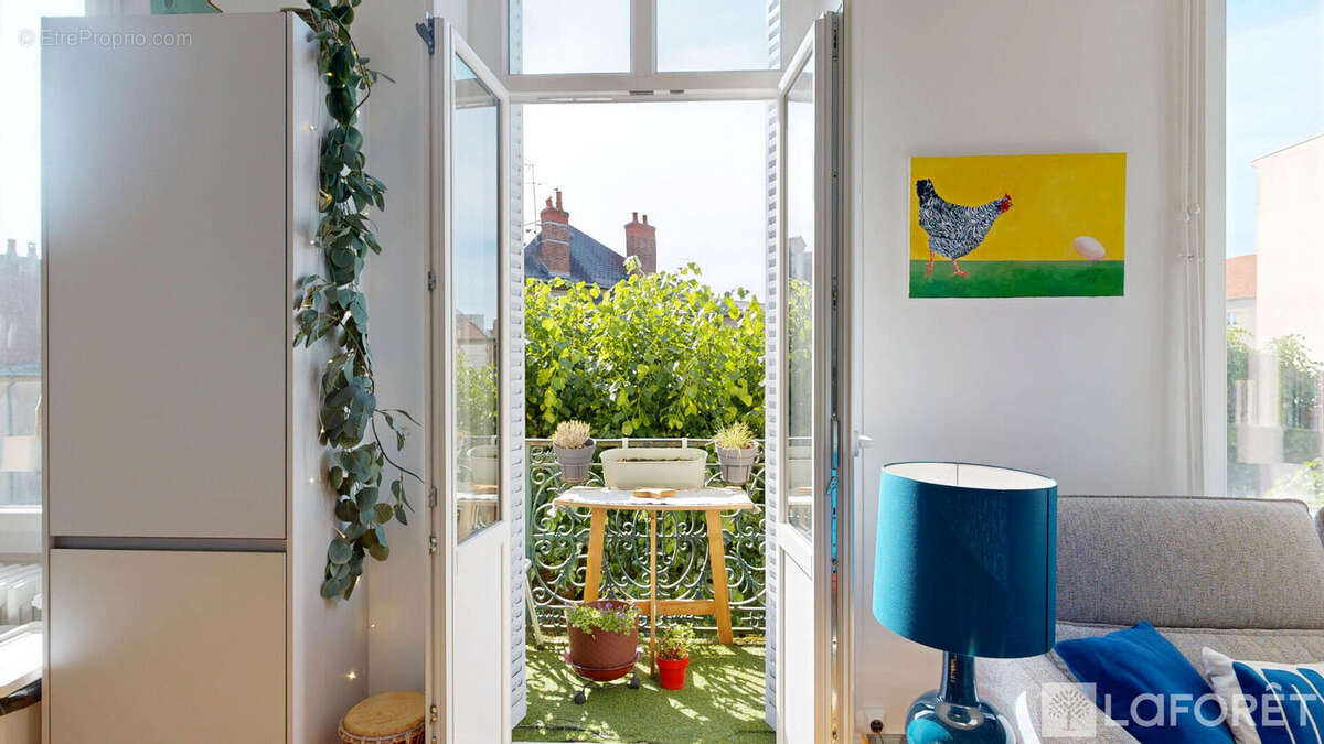 Appartement à MOULINS