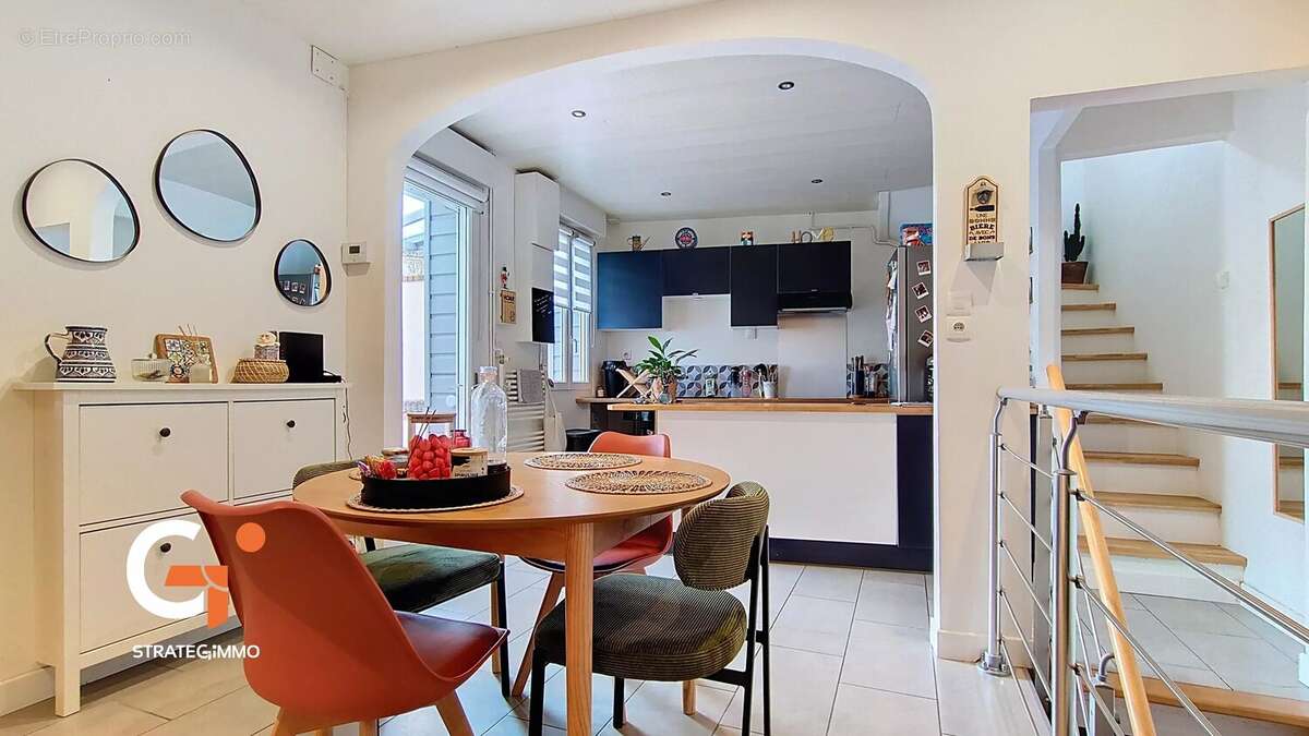 Maison à SOTTEVILLE-LES-ROUEN