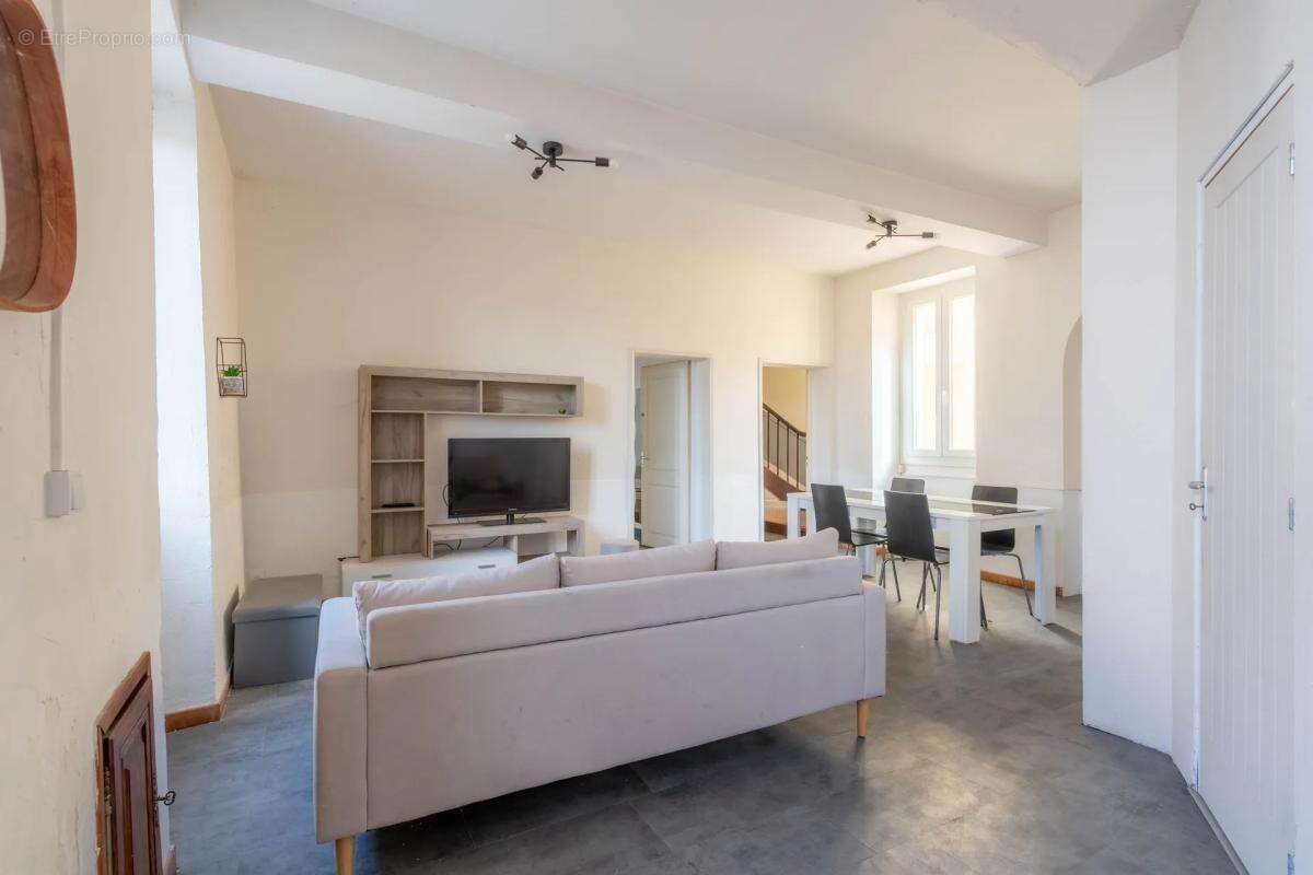 Maison à ARTHES