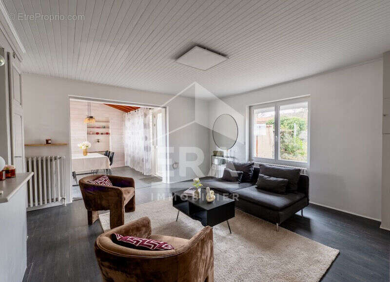 Maison à SOUCIEU-EN-JARREST