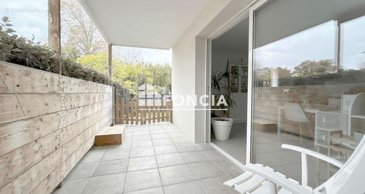 Appartement à TOSSE