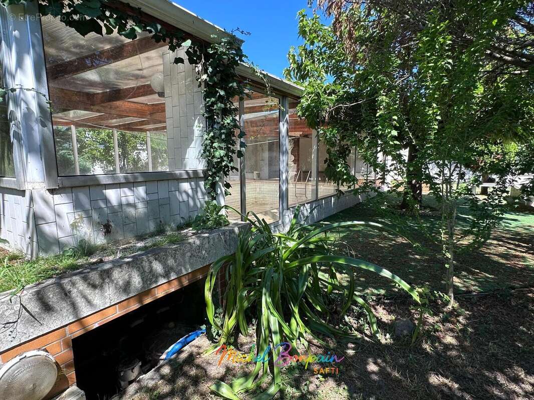 Photo 8 - Maison à MARTIGNAS-SUR-JALLE