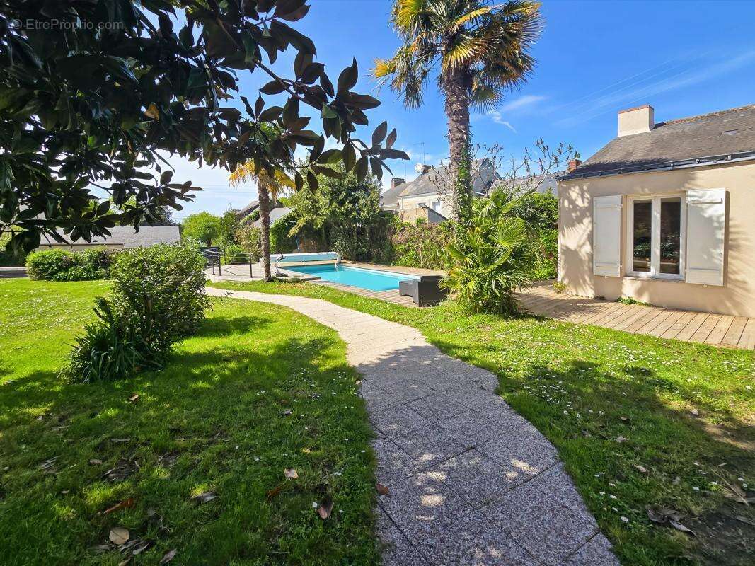 Maison à SAINT-JOACHIM