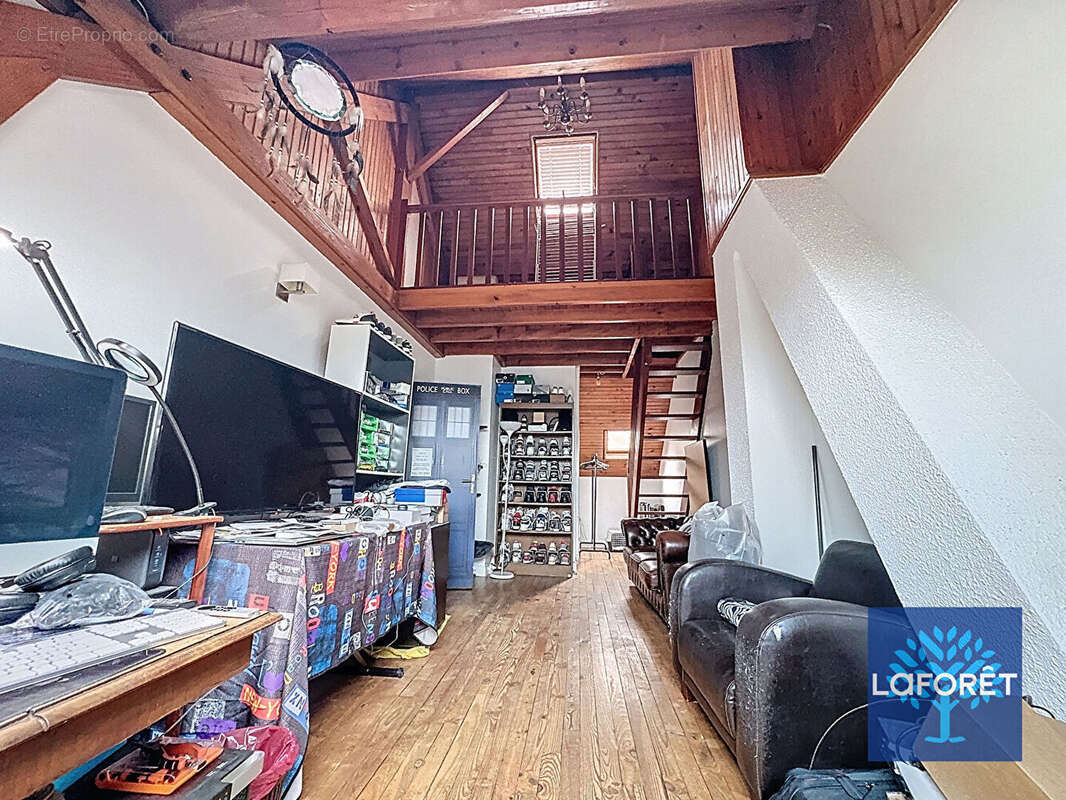 Maison à SAVIGNY-SUR-ORGE