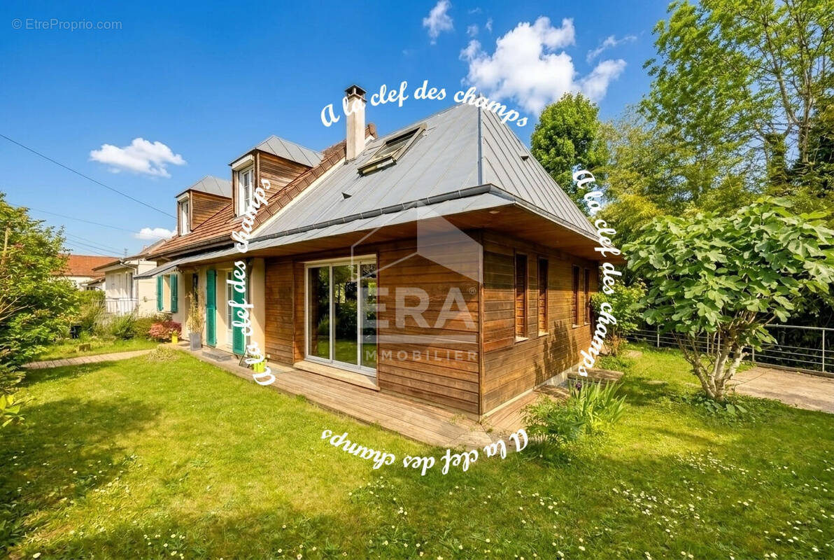Maison à GIF-SUR-YVETTE