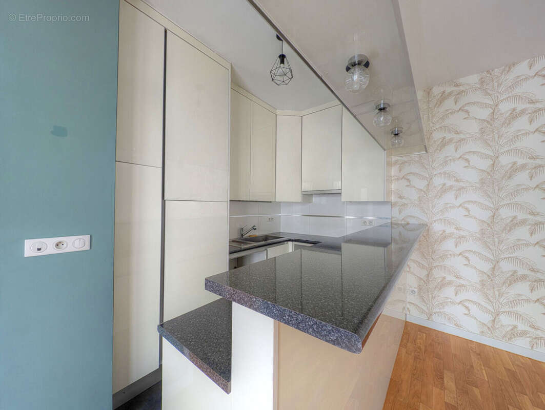 Appartement La Garenne Colombes 2 pièces - 43 m2 - photo 3