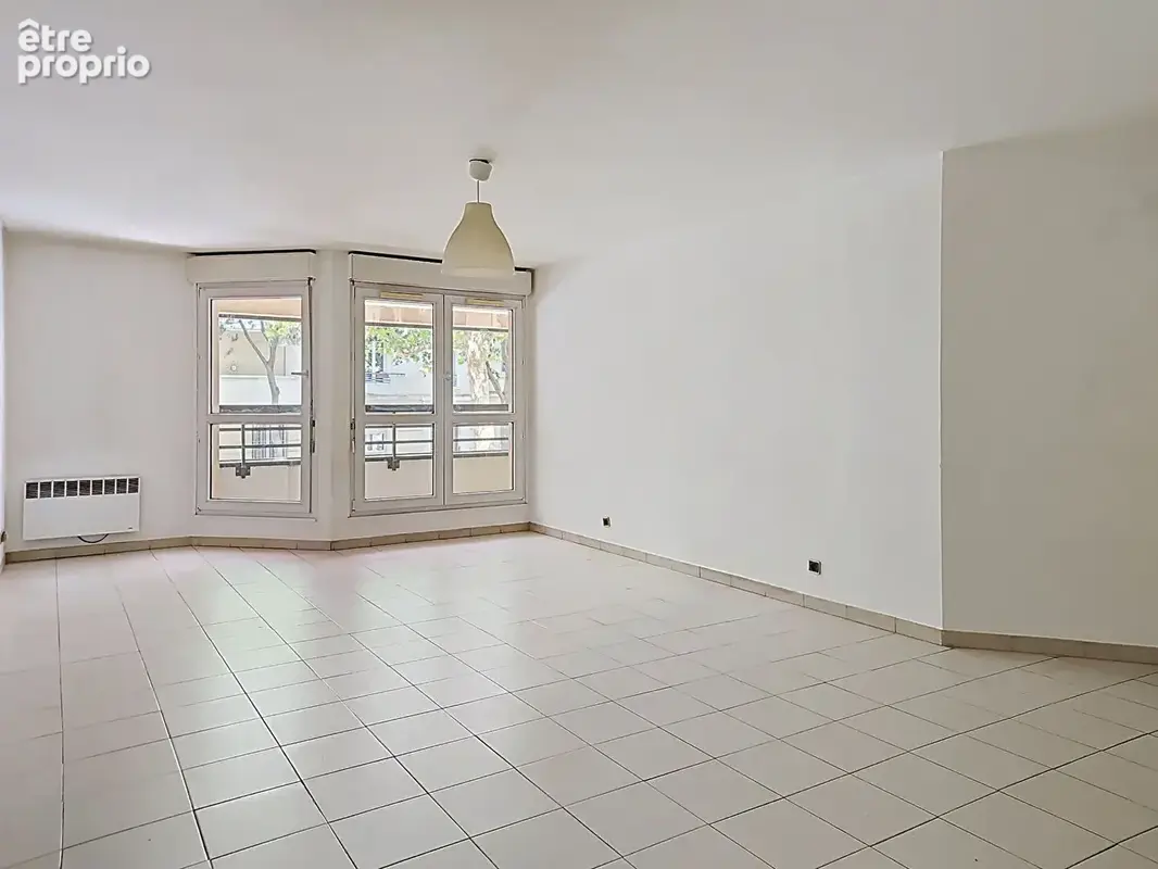 Appartement Marseille 3 pièces 83.52 m2 avec parking cave et balcons - photo 2