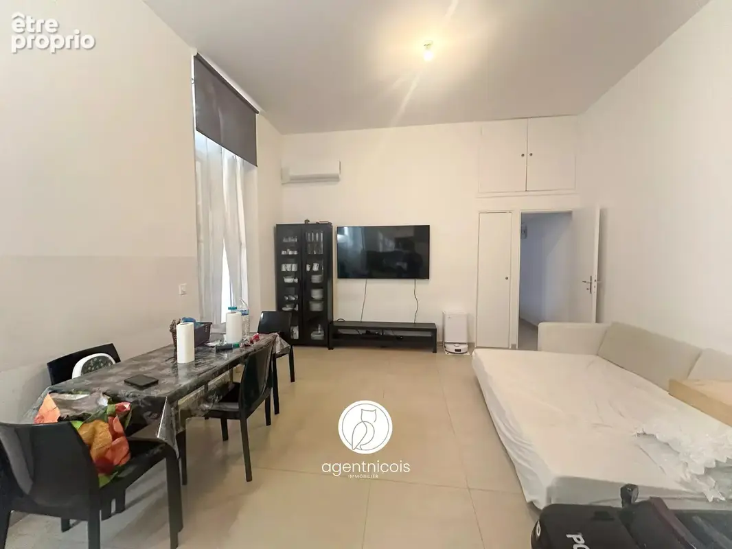 Cannes // centre ville : 2 pièces / loué / très bon état / climatisé / bd carnot - photo 2