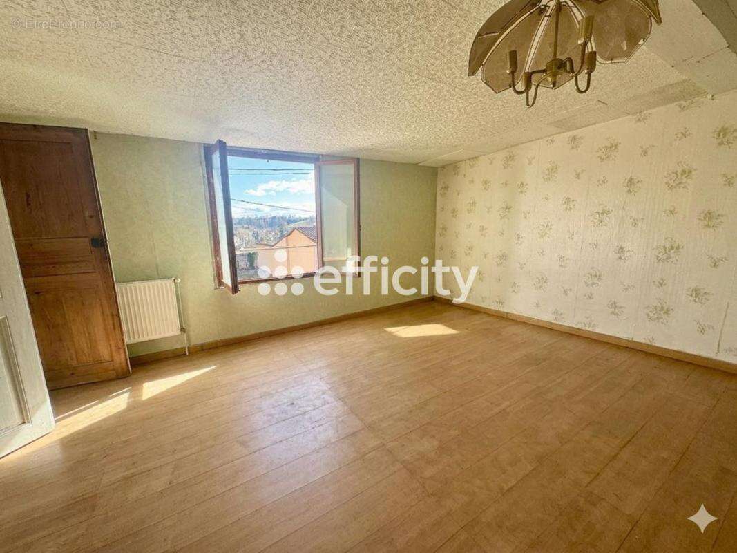 Appartement à THIERS