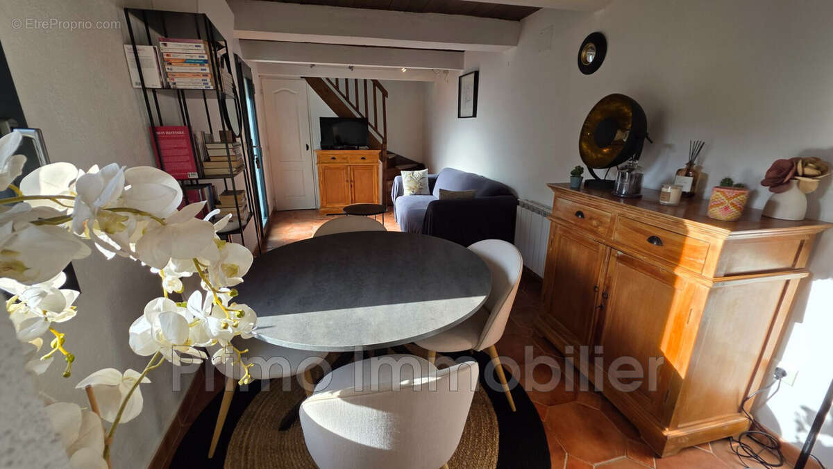 Maison à PLAN-DE-LA-TOUR