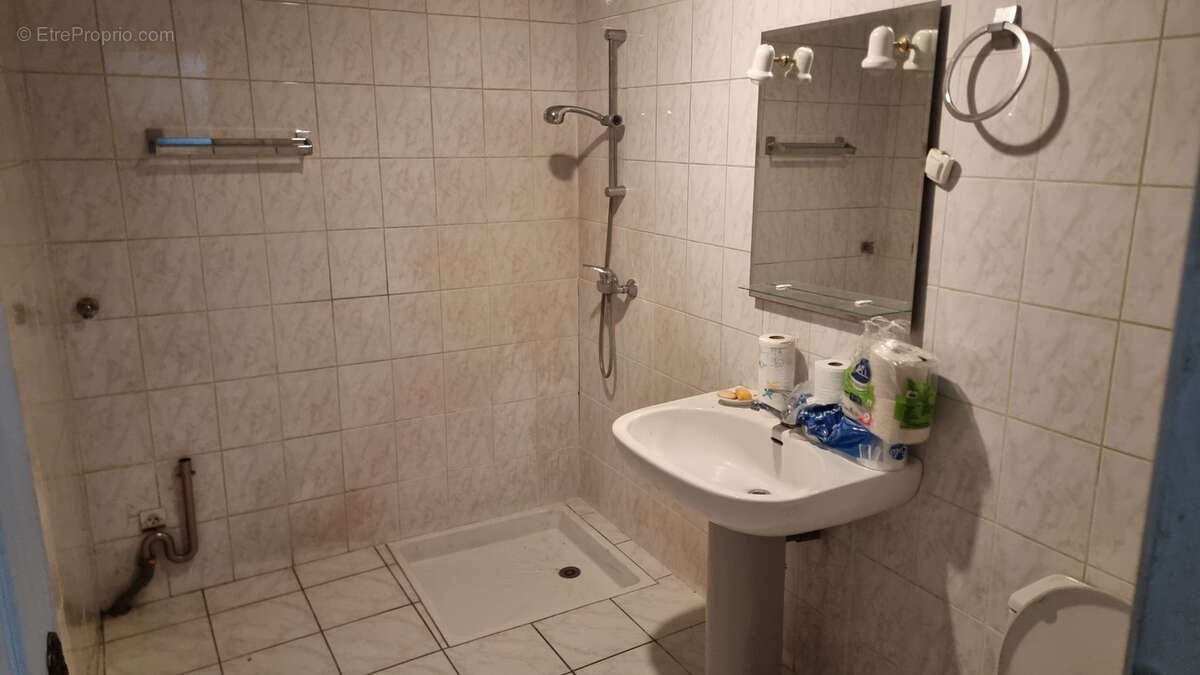 Maison à SAINT-PIERRE-D'ALBIGNY