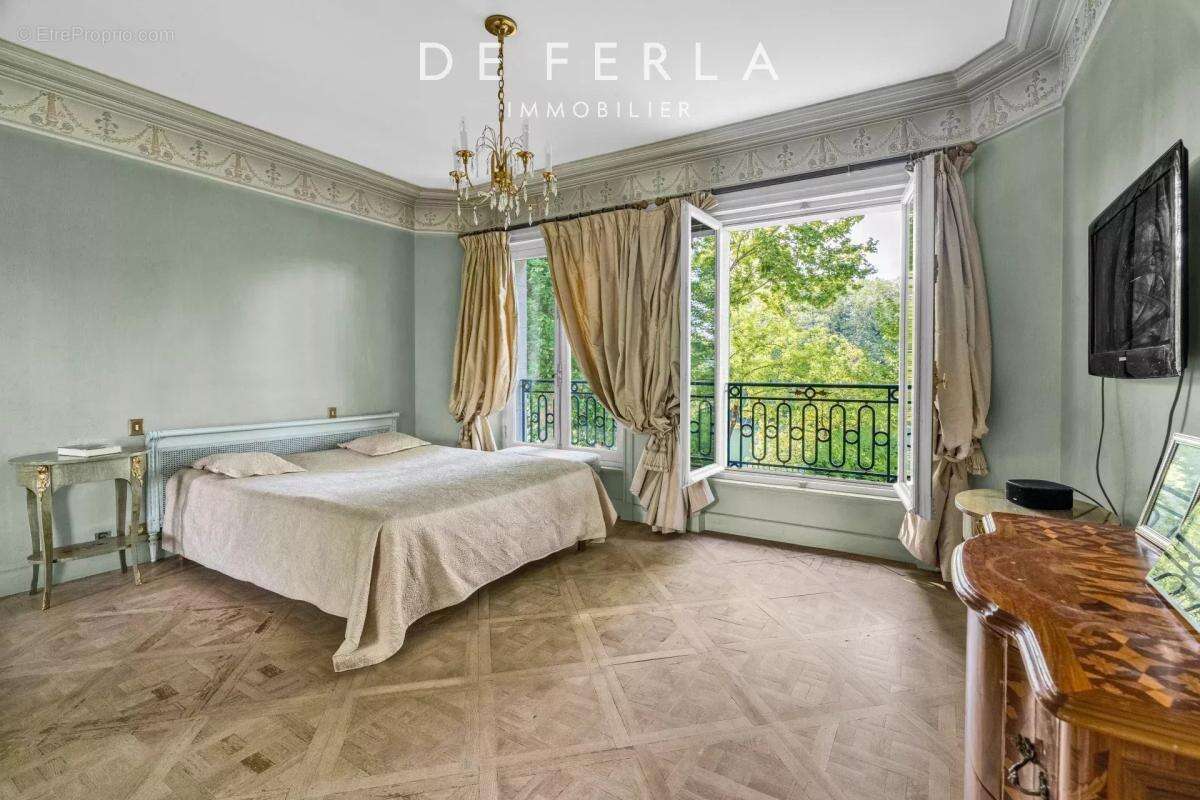 Maison à SAINT-MAUR-DES-FOSSES